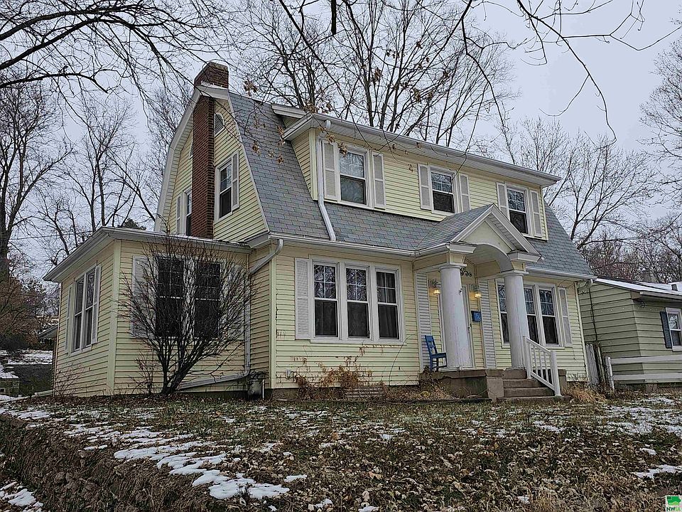1st image of 1825 W 16th St