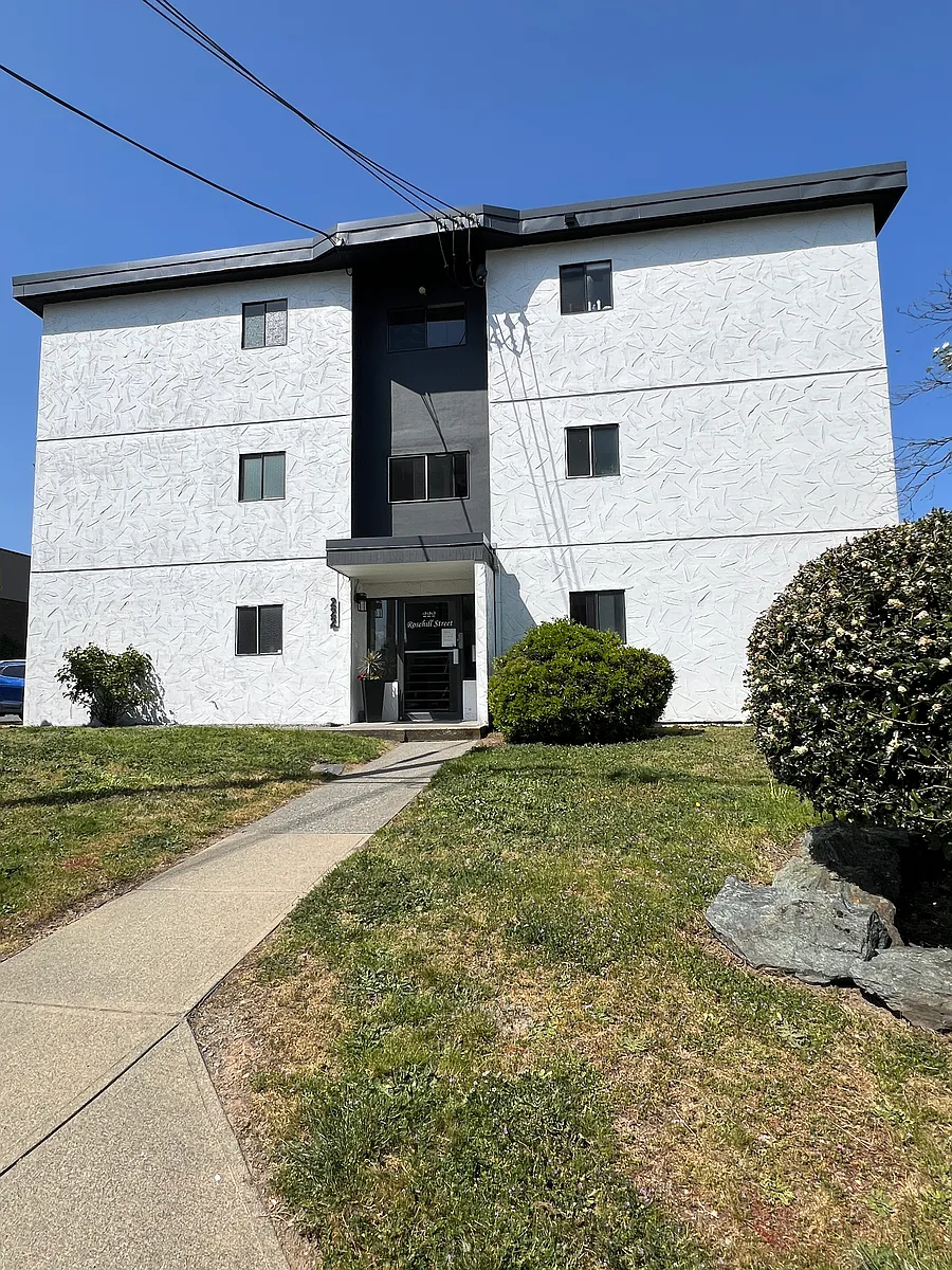 Building Photo - 222 Rosehill St #19