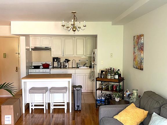 5th image of 30-16 33rd St #4R