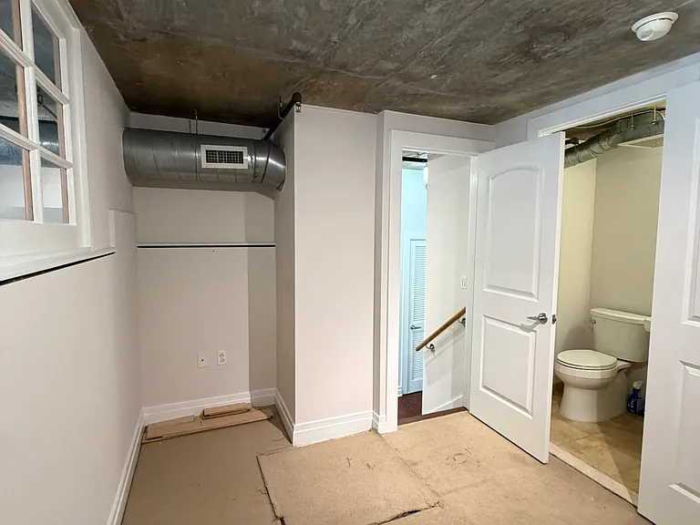 301 Massachusetts Ave NW #402 — Photo 15