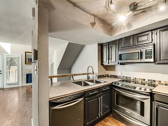 5th image of 2310 Bamboo Dr APT J208