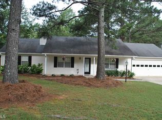 85 Mallie Ct, Hampton, GA 30228