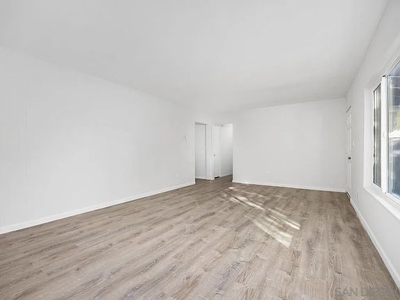 5th image of 601 Corona Ct