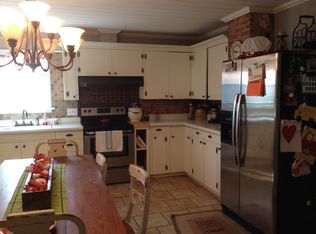 208 W Santa Fe Ave, Marceline, MO 64658