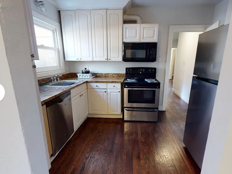 421 B St #1 — Photo 13
