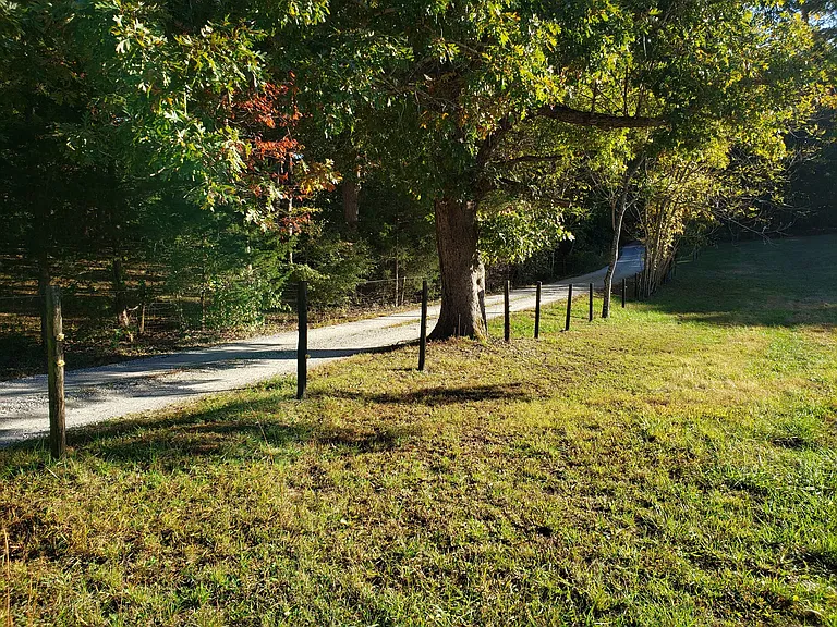 1500 Carriage Dr #0 — Photo 19