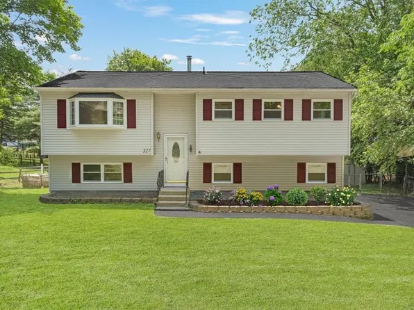 327 Oak Drive, New Windsor, NY 12553