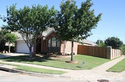 2nd image of 307 Crepe Myrtle Dr