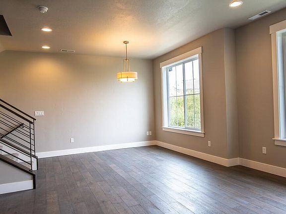 Second floor living space