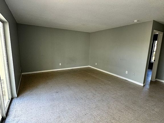 3rd image of 37540 Martin Luther King Blvd APT B