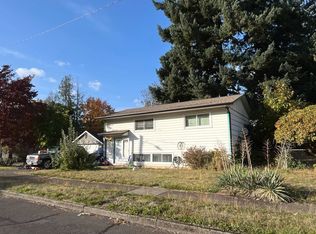 18721 SE Caruthers St, Portland, OR 97233