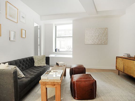 3rd image of 20 Exchange Pl APT 917