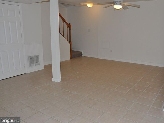 5th image of 937 Kinhart Ct