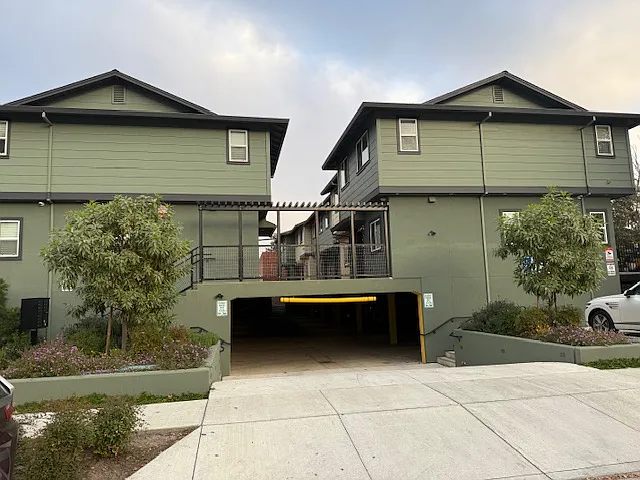 901 Estudillo St #9 — Photo 7