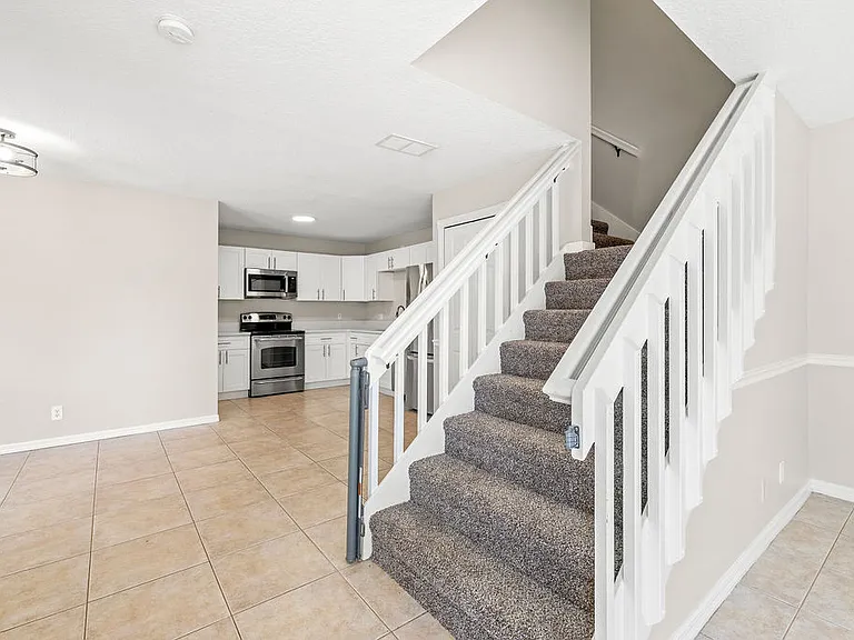 1542 N Lawnwood Cir #37D — Photo 16