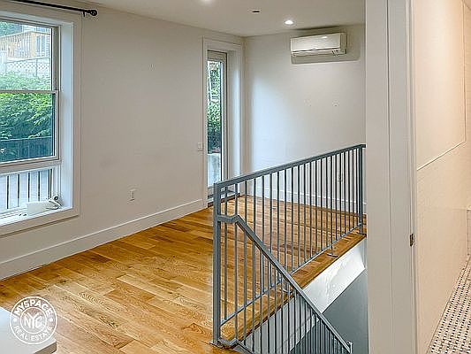 3rd image of 225 Howard Ave #5F