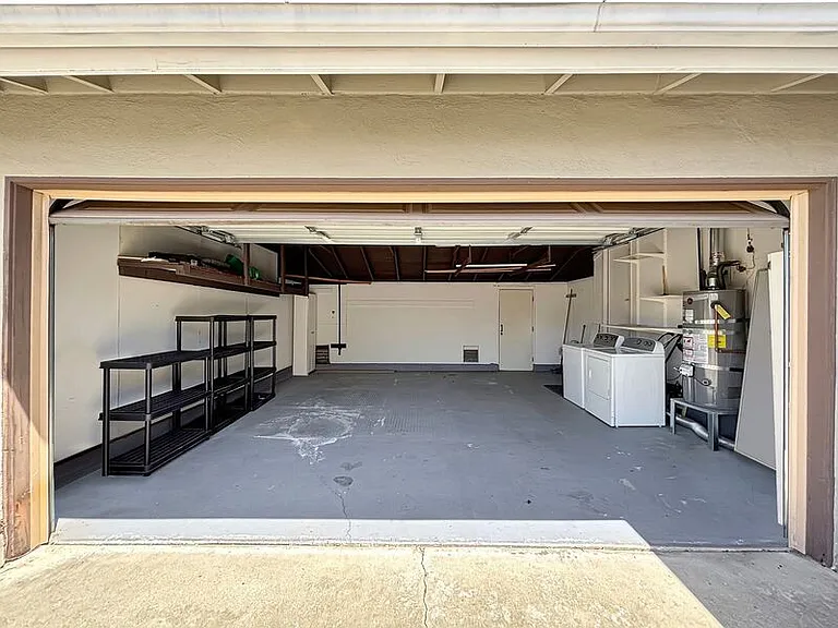 8775 Cairo Ct — Photo 28