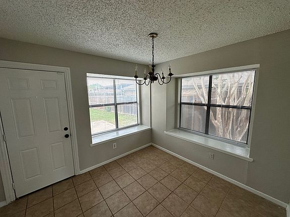 5th image of 621 Southwynd Dr