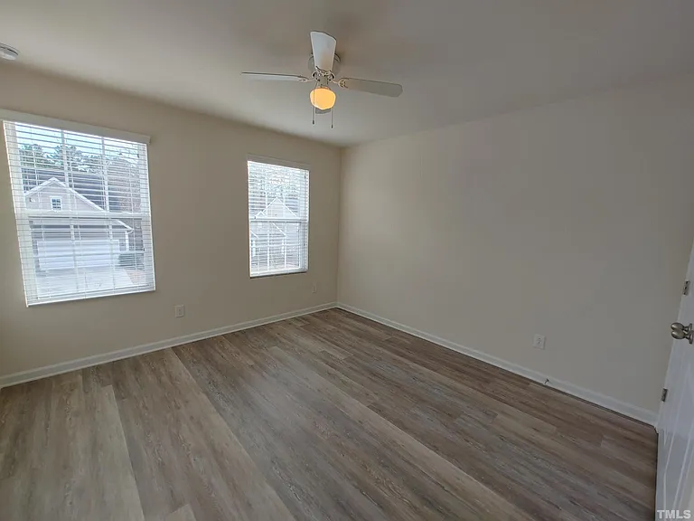 115 Glenview Ln — Photo 20