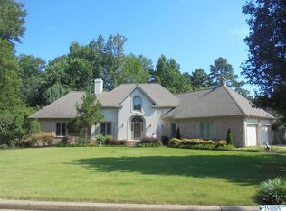 112 Cross Creek Ln, Gadsden, AL 35901