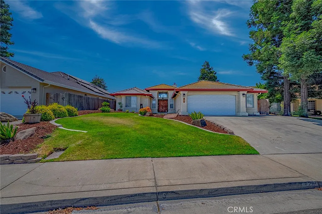 228 Harbor Dr photo 1