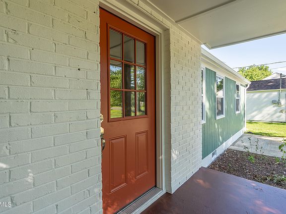 5th image of 3112 Atoka Ln