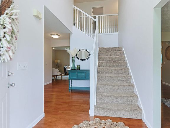 4th image of 50885 Lexington Glen Dr