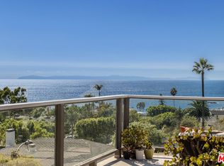 739 Manzanita Dr, Laguna Beach, CA 92651