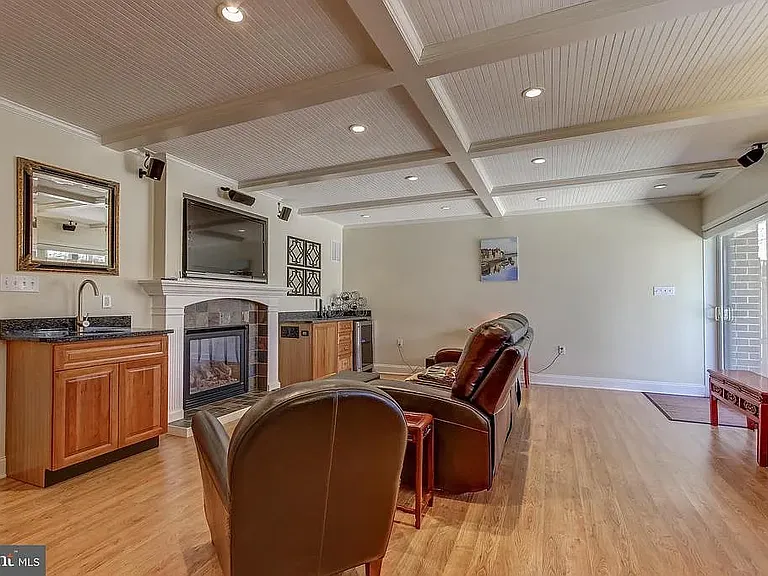 8120 Inverness Ridge Rd — Photo 22