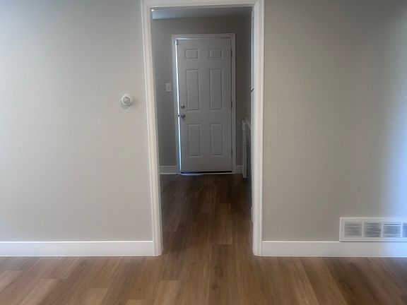 4th image of 2343 S Race St #2343