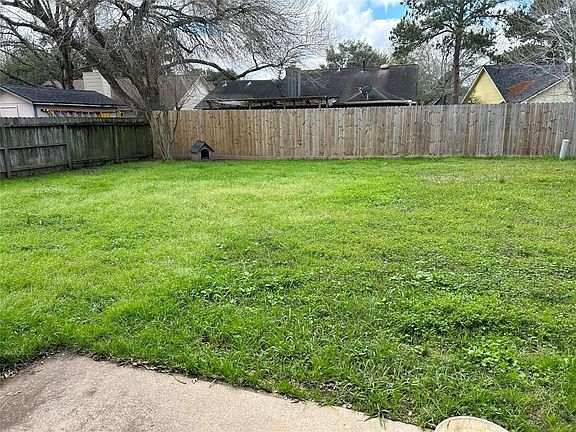 2nd image of 22010 Rivermead Dr
