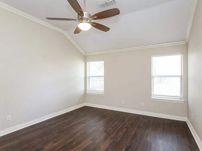 1 Charleston Ct — Photo 11