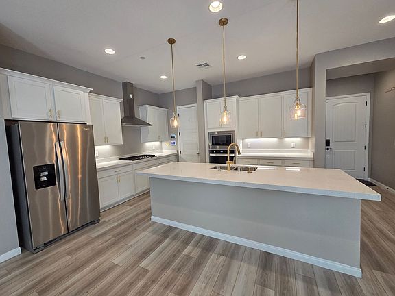 5th image of 8705 Marcana St