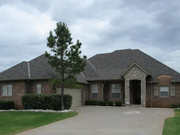 8408 NW 122nd Cir, Oklahoma City, OK 73142