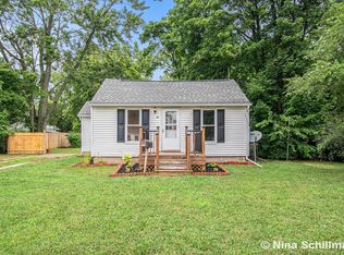 17 E Oak St, Fremont, MI
