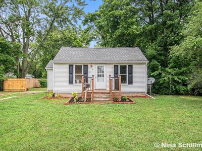 17 E Oak St, Fremont, MI, 49412