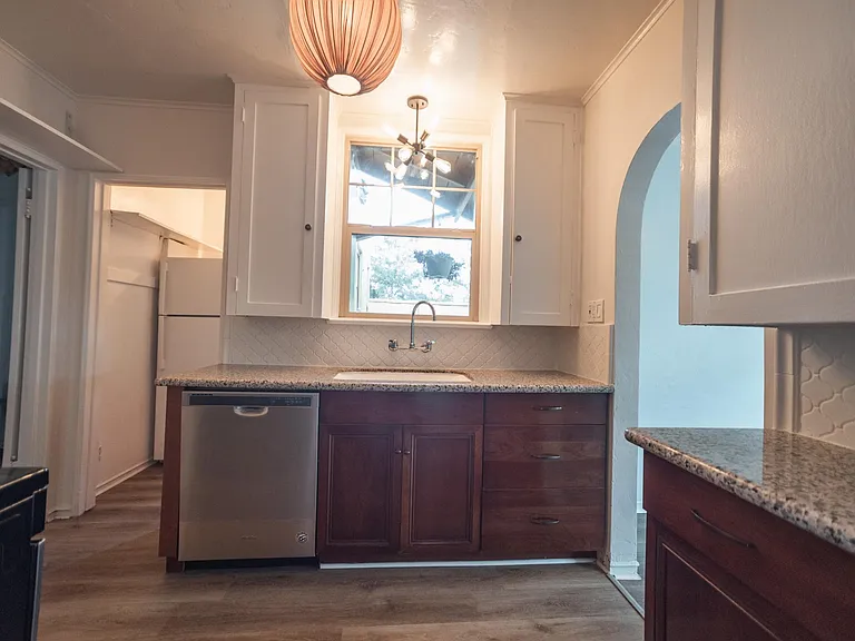 3027 Finch St — Photo 11