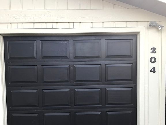 2nd image of 204 Bryant Circle Dr #2
