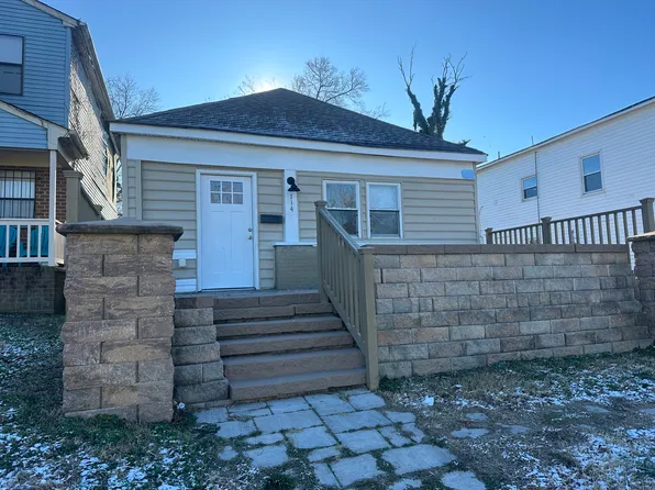 114 Blair Ave, Newport News, VA 23607