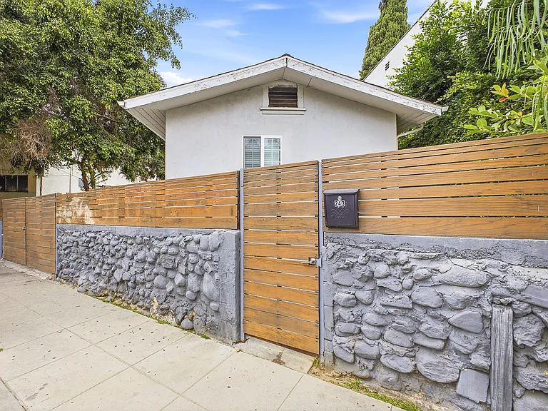 243 Crandall St — Photo 25