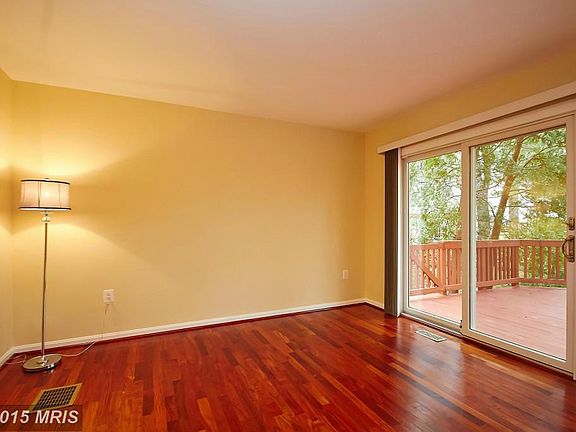 5th image of 10031 Downeys Wood Ct