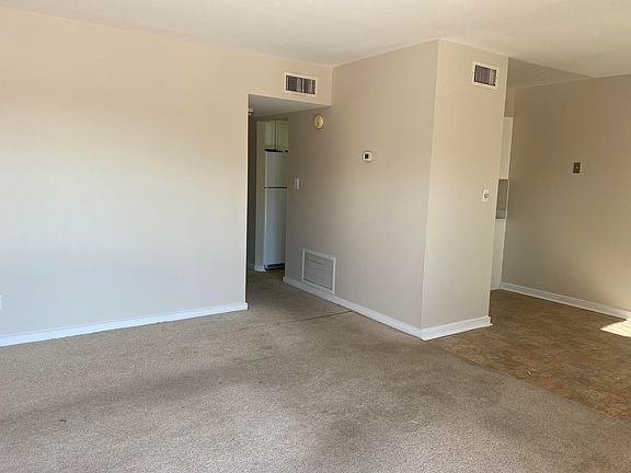 3rd image of 905 Palm Springs Blvd #0