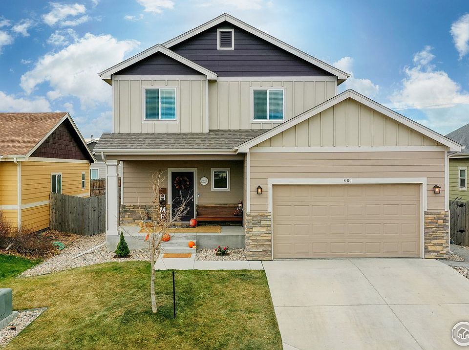 1st image of 881 Village Dr