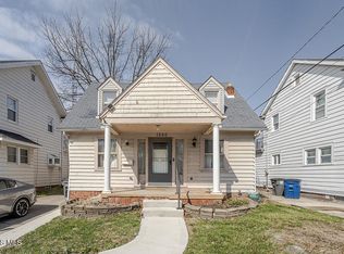 1260 Craigwood Rd, Toledo, OH 43612