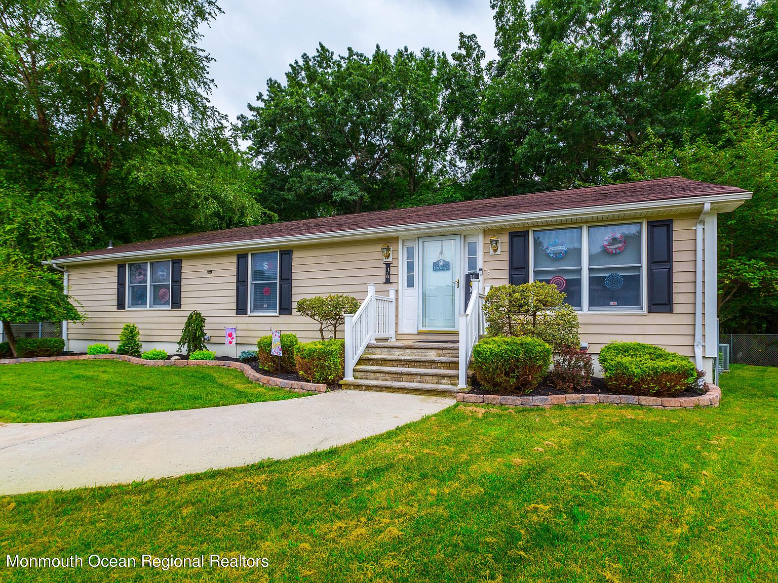 36 Brookview Lane, Manalapan, NJ 07726 Zillow