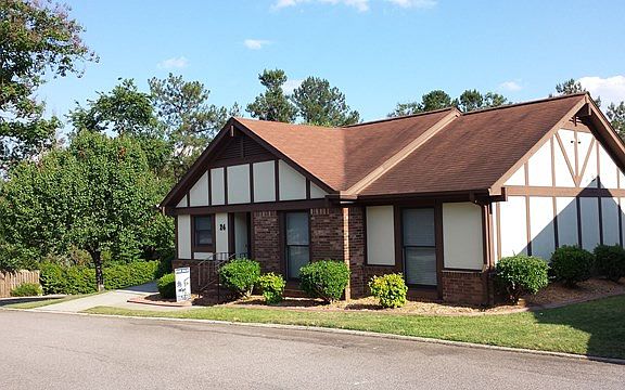 2nd image of 24 Parkway Dr S