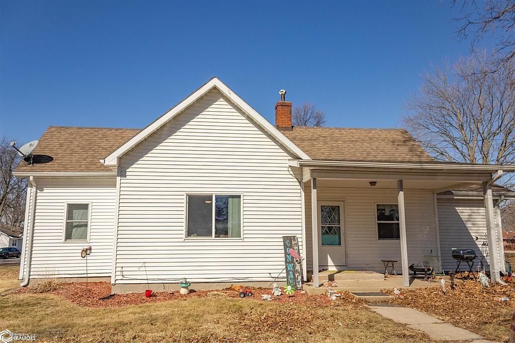 318 W Nichols St, Stronghurst, IL 61480 Zillow