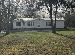 1155 Crabapple Ln, Saint Clair, MO 63077