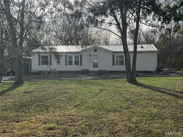 1155 Crabapple Ln, Saint Clair, MO 63077
