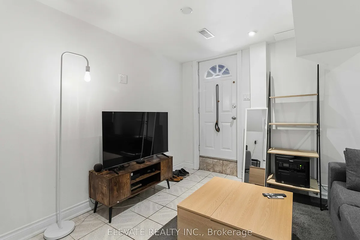 Building Photo - 41 Lacey Ave #BASEMENT